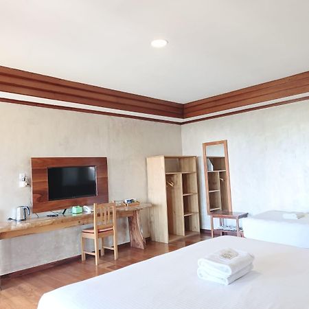 Spring Hill Hotel Ruteng Zewnętrze zdjęcie